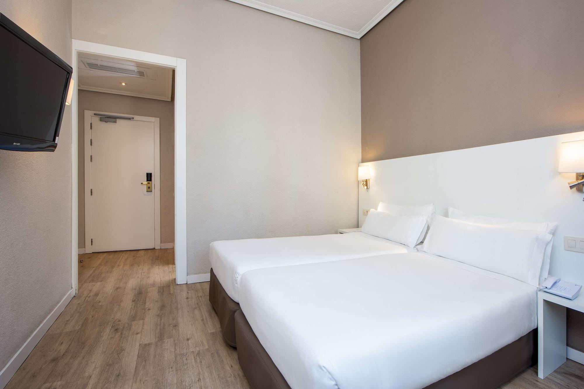 Hotel Madrid Gran Via 25, Affiliated by Meliá Esterno foto