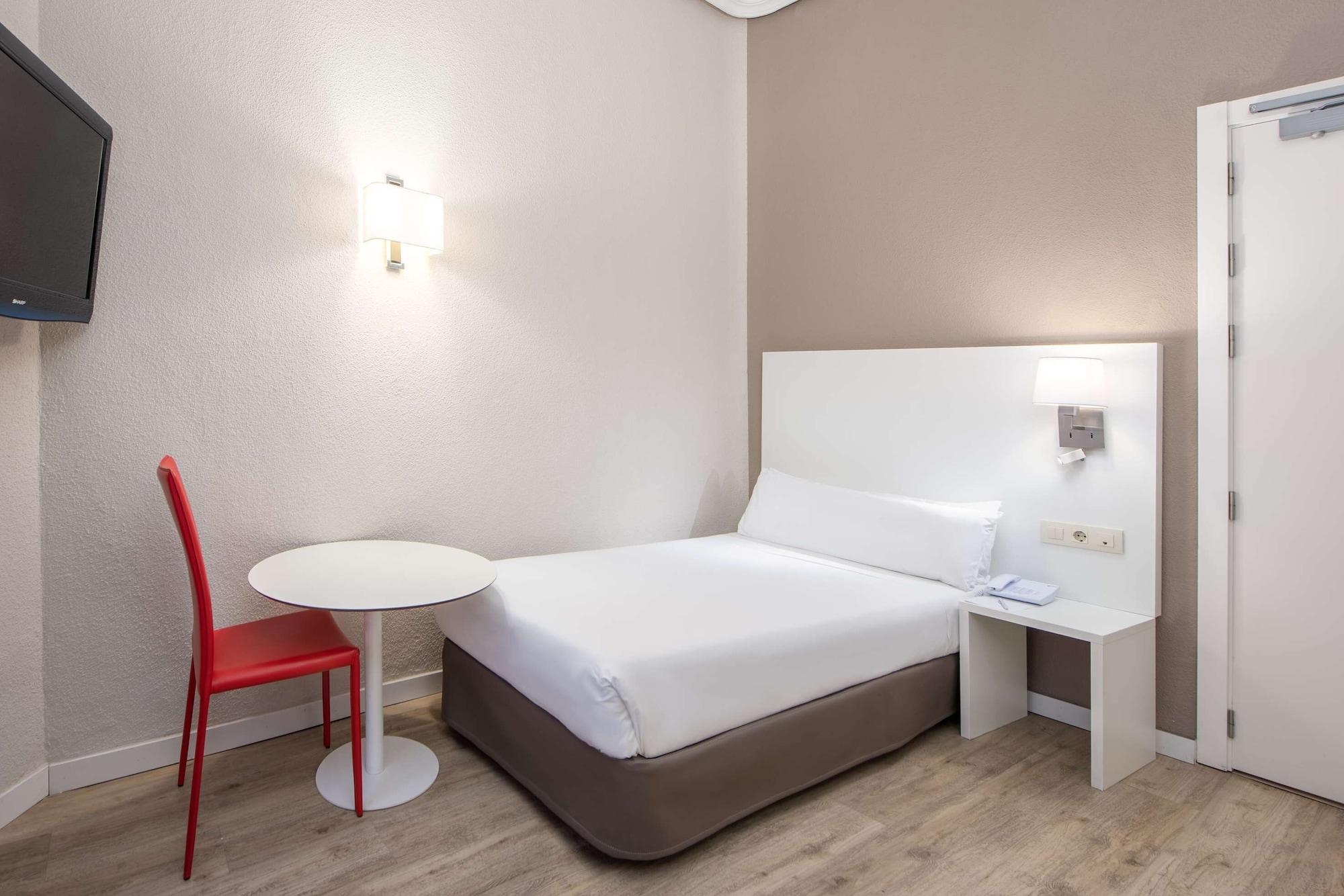 Hotel Madrid Gran Via 25, Affiliated by Meliá Esterno foto