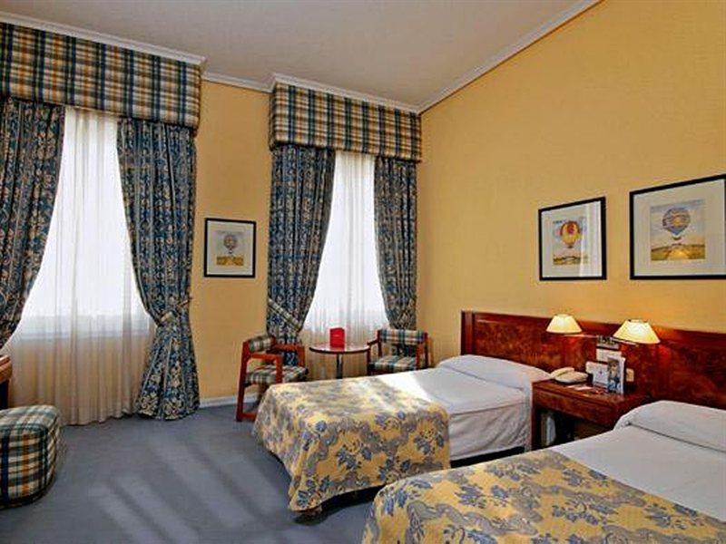Hotel Madrid Gran Via 25, Affiliated by Meliá Esterno foto