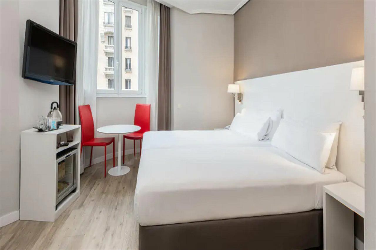 Hotel Madrid Gran Via 25, Affiliated by Meliá Esterno foto